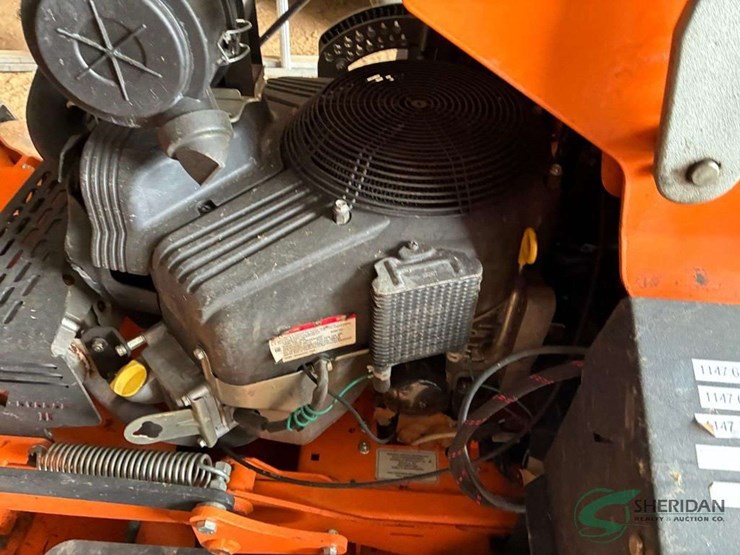 scag-stand-on-zero-turn-61"-mowing-deck-showing-1152-hours-image-5