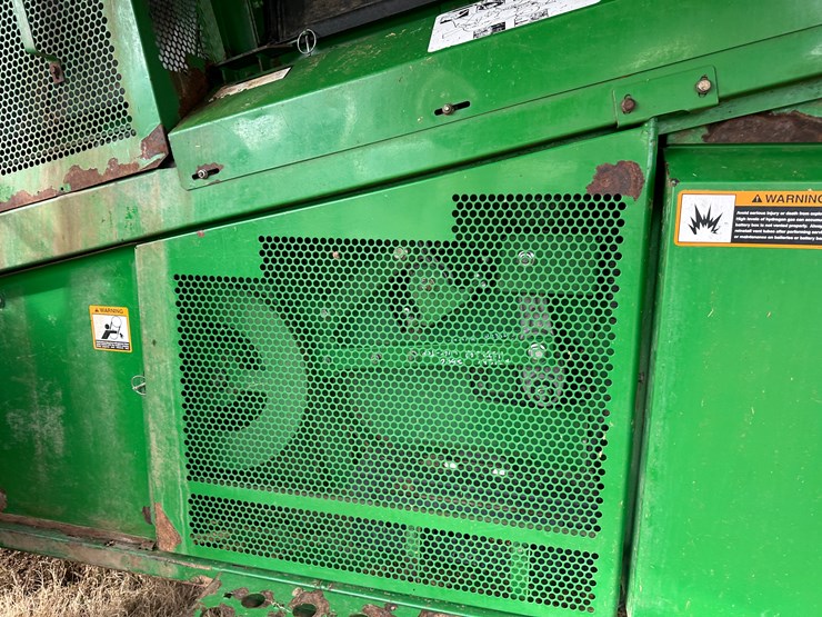 #38409-•-2014-john-deere-s680s-prwd-combine-image-44