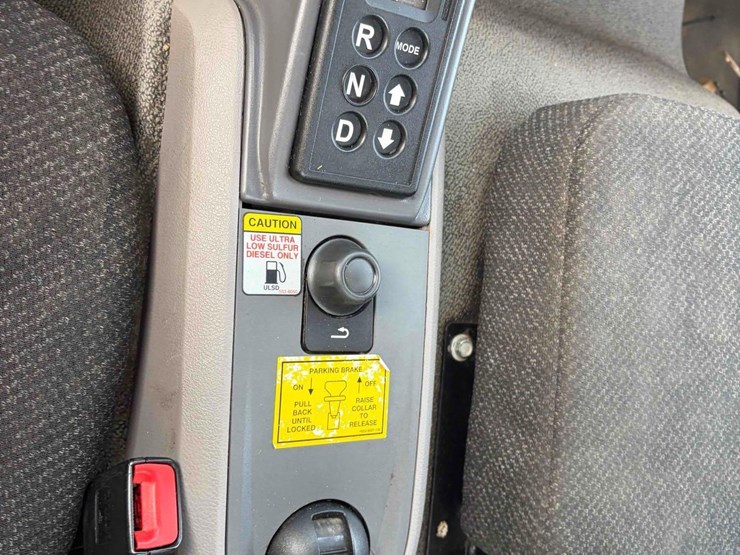 2017-kenworth-k270-image-17