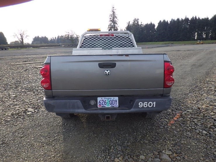 2009-dodge-2500-image-6