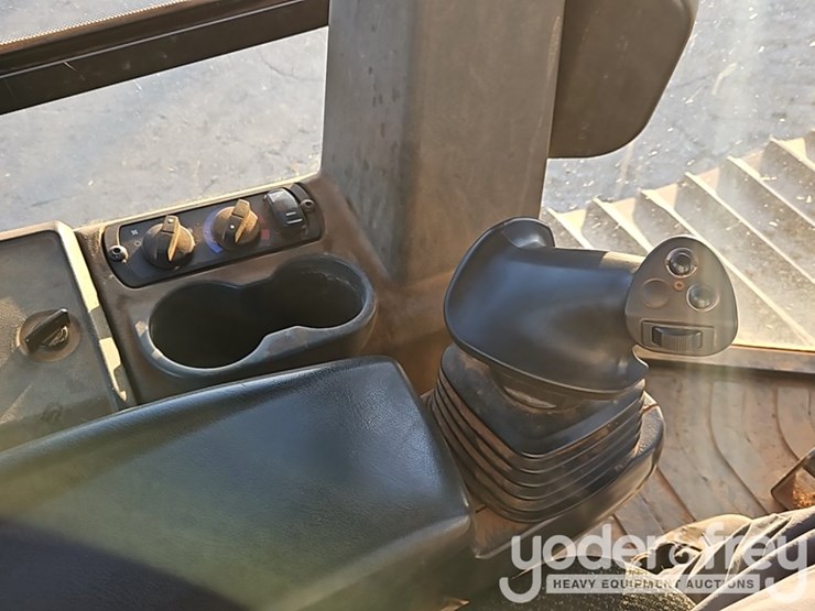 2018-caterpillar-d4k2-lgp-image-28