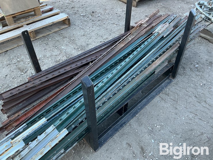 t-posts-w/carrier-rack-image-10