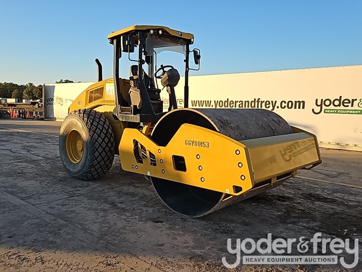 2024-caterpillar-cs10gc-image-7