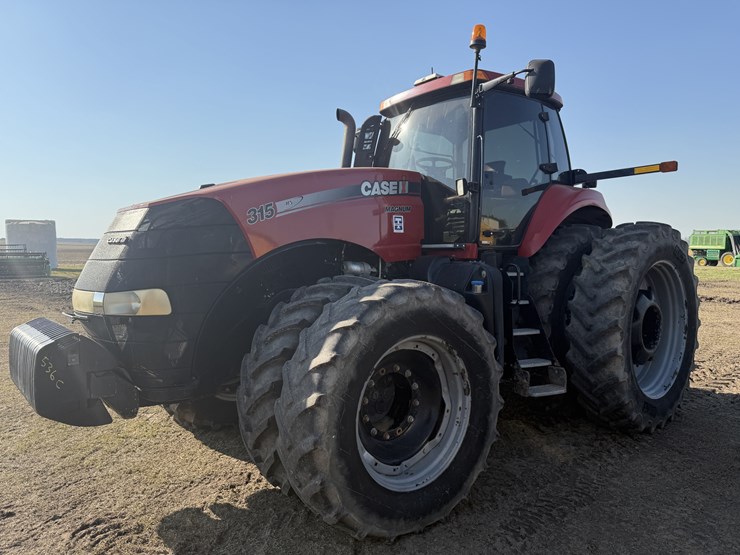 case-ih-315-magnum-image-13