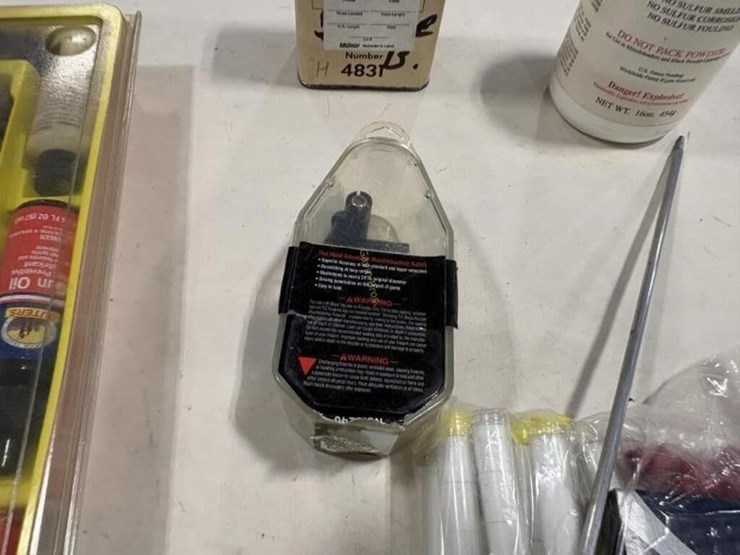 gun-cleaning-items-etc-image-4