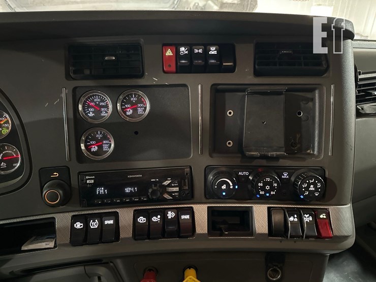 2018-kenworth-t680-image-20