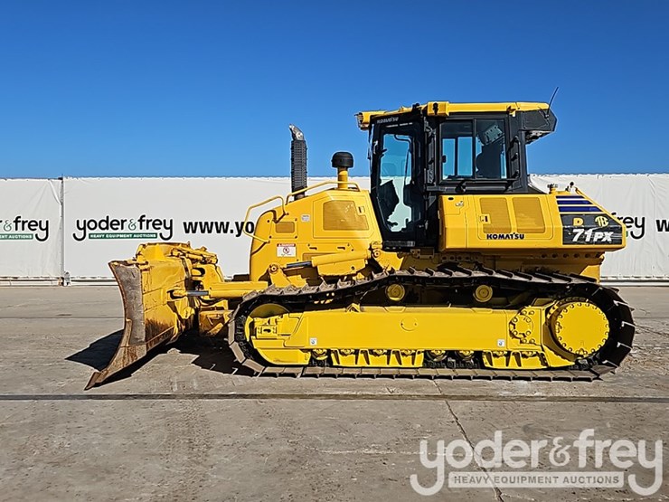 2023-komatsu-d71px-24-image-3