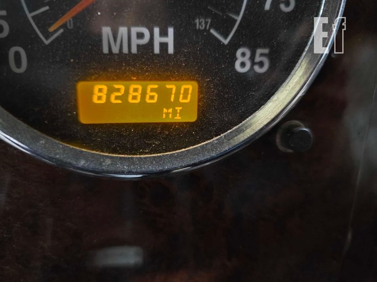 2005-international-9400-image-12