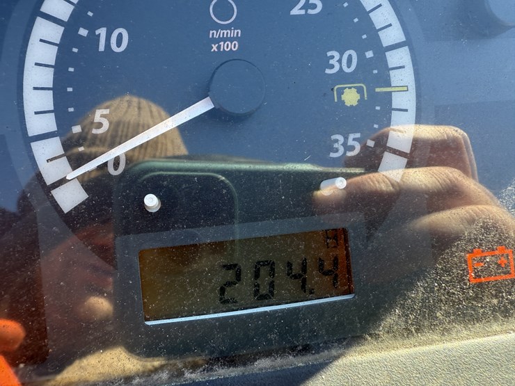 john-deere-1023e-image-2