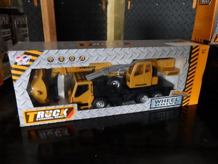 sklp-crane-toy-image-1