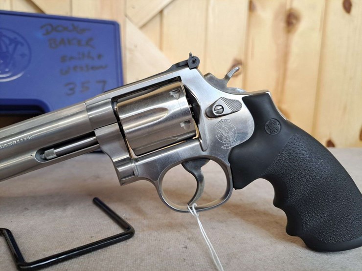 smith-&-wesson-model-686-.357-magnum-da-revolver-image-4