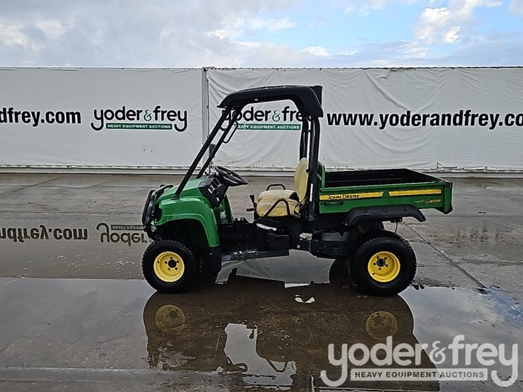 john-deere-gator-image-3