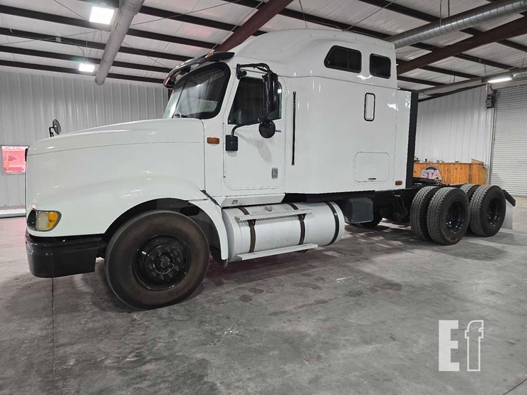 2005-international-9400-image-1