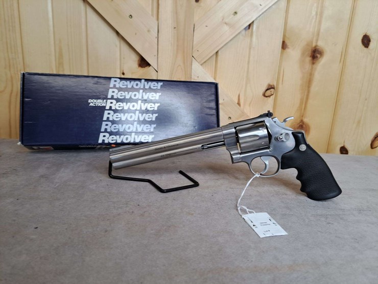 smith-&-wesson-model-629-classic-.44-magnum-da-revolver-image-2