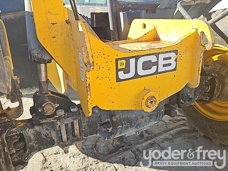 2016-jcb-507-42-image-12