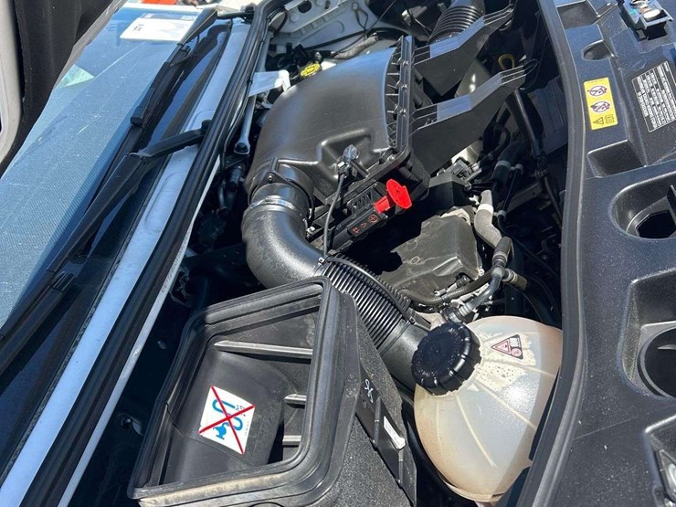 2022-mercedes-benz-sprinter-1500-image-8