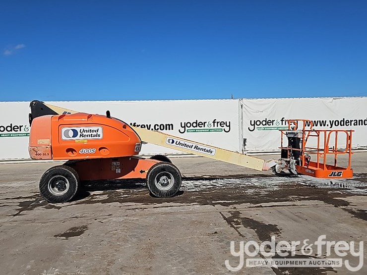 2013-jlg-400s-image-6