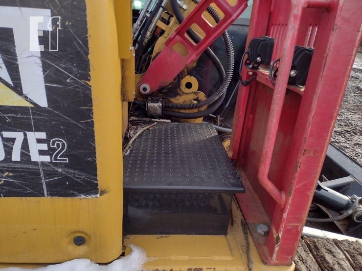 2018-caterpillar-307e2-image-46