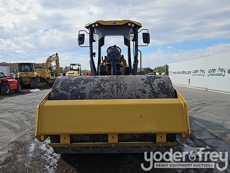 2023-caterpillar-cs10gc-image-10