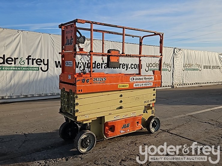 2016-jlg-2632es-image-1