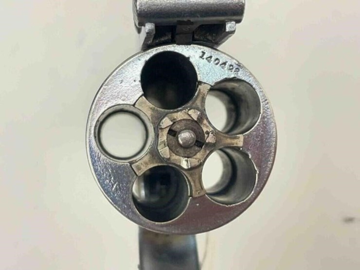 smith-&-wesson-revolver-image-13