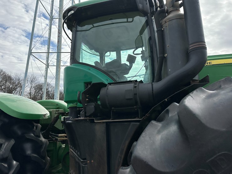 2013-john-deere-9560r-image-49