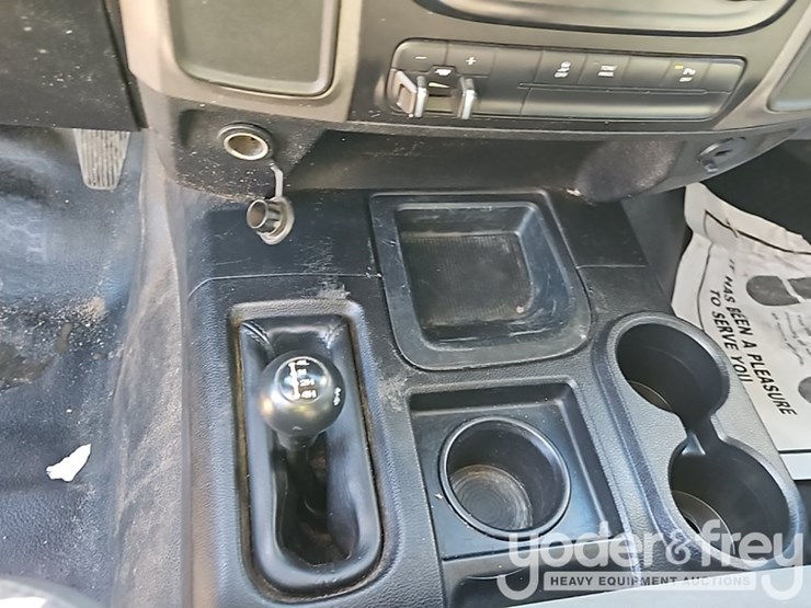 2014-dodge-ram-2500-image-27