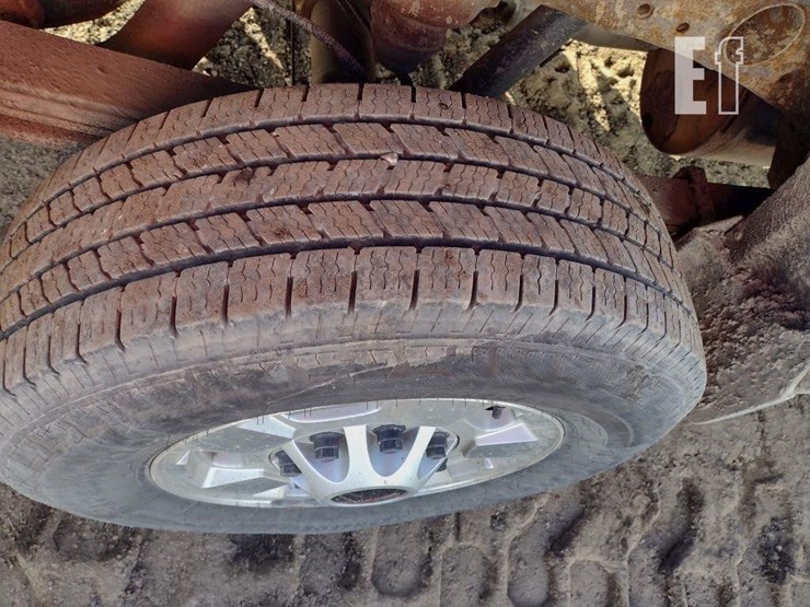 16-gmc-truck^title^-image-21