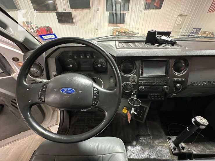 2015-ford-f750-image-23