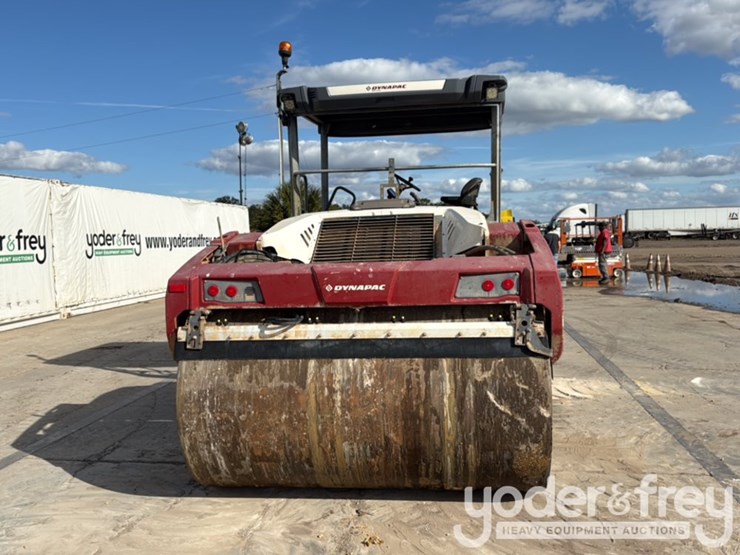 2020-dynapac-cc6200-image-10