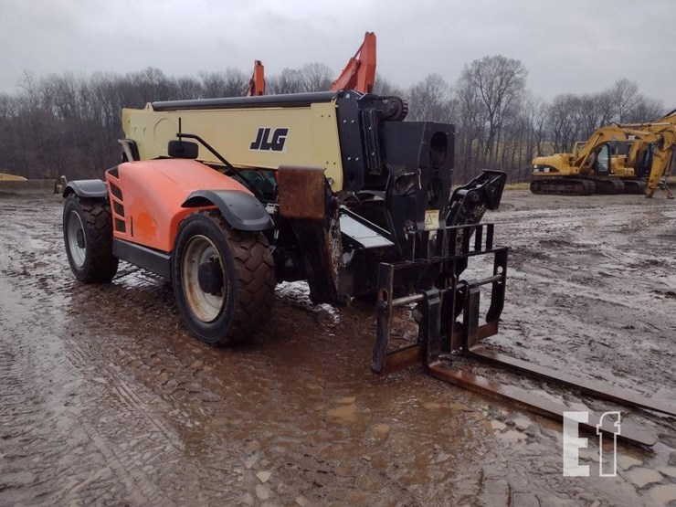 2016-jlg-1255-image-30