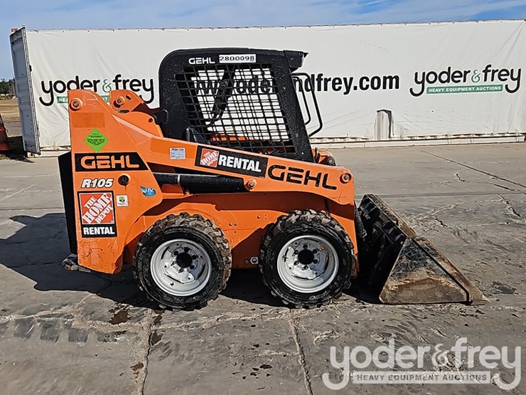 2019-gehl-r105-image-5