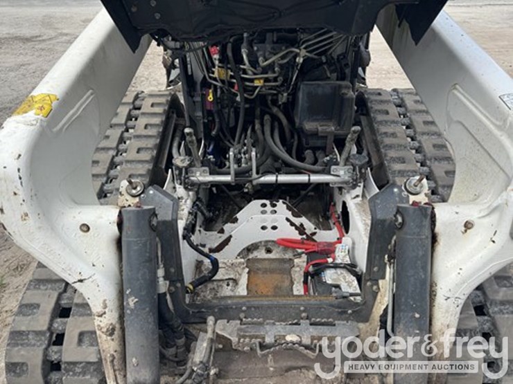 2022-bobcat-t64-image-2