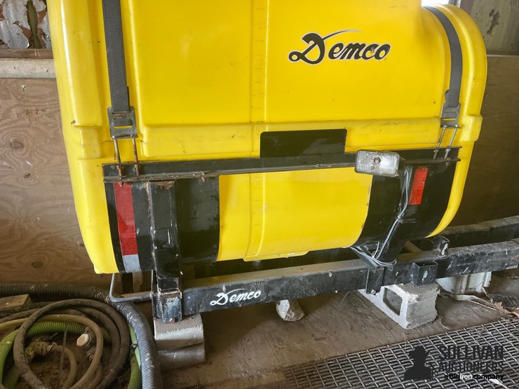 demco-saddle-tanks-image-7
