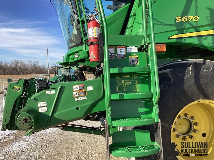 2017-john-deere-s670-image-14