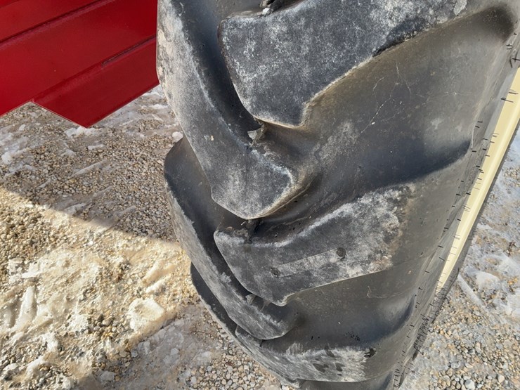 loftness-fs800-fertilizer-spreader-image-75