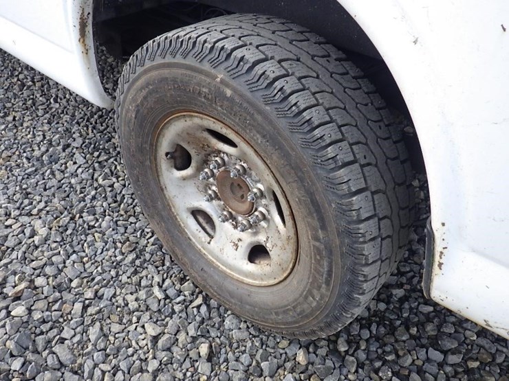 2005-chevrolet-express-2500-image-16