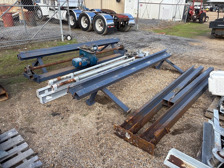 #30942-•-p-flow,-m-series,-mechanical-lift-image-1