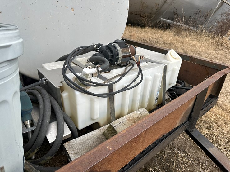 #38411-•-550-gal-12'-s/a-fuel-trailer-image-28