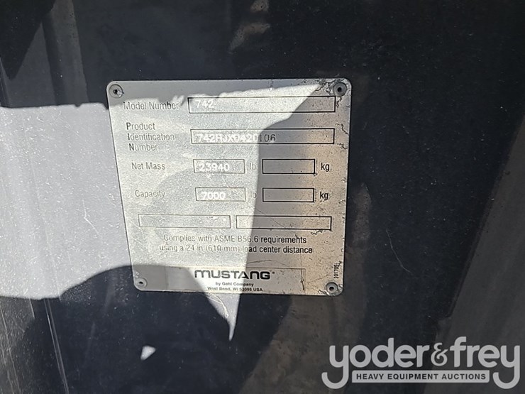 mustang-742-image-28