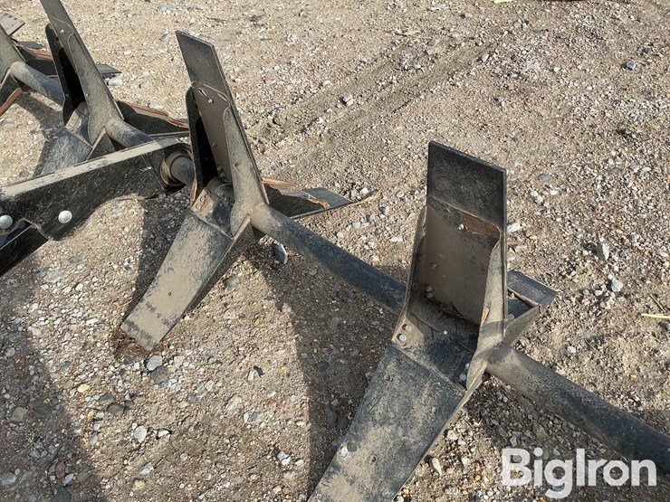 patriot-crop-sweeper-12-row-hyd-adjustable-corn-head-reel-image-12