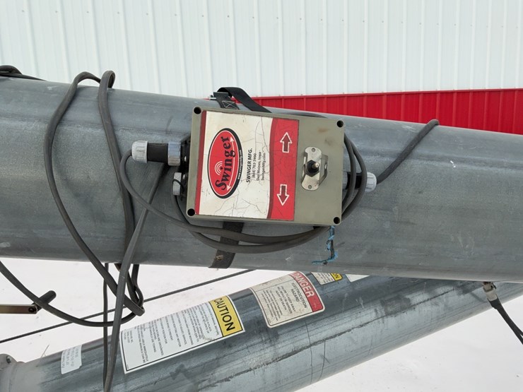 sudenga-ox1071-swing-away-auger-image-9