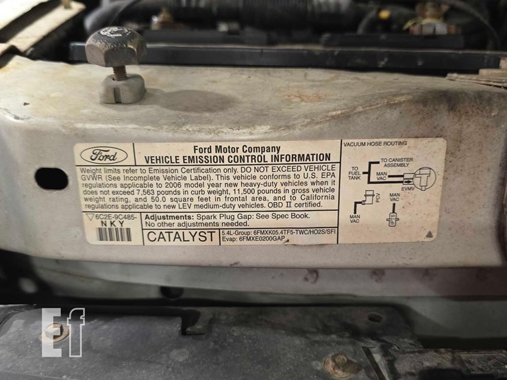 2006-ford-e350-sd-image-16