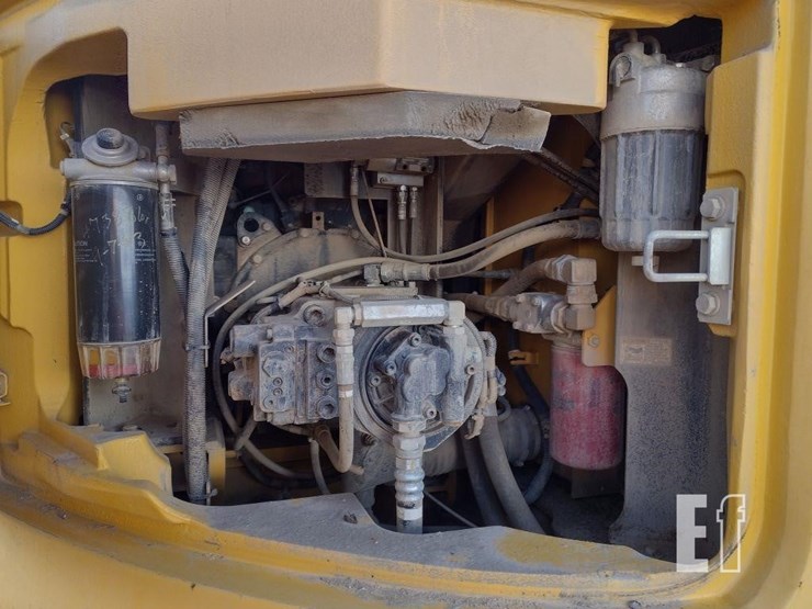 kobelco-sk230sr-lc-5-image-45