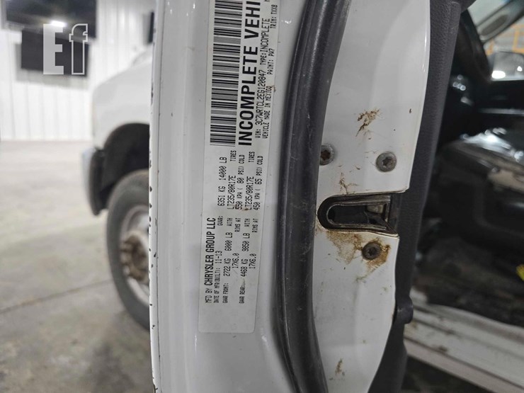 2014-ram-3500-hd-image-30