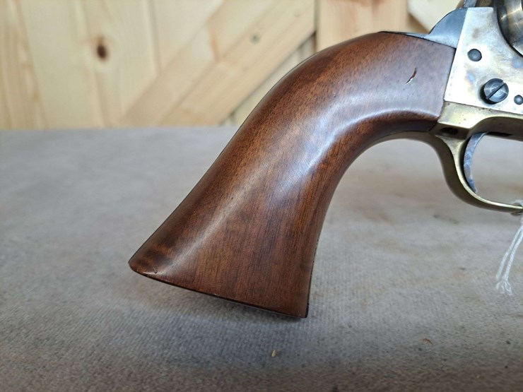 f.-llipietta-.44-caliber-blackpowder-percussion-sa-revolver-image-8