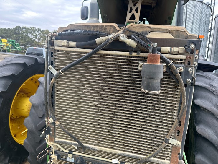 2010-john-deere-8345r-image-52