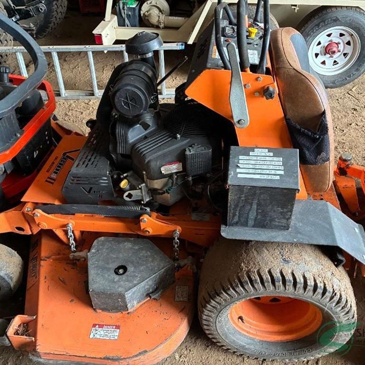 Scag Stand On Zero Turn 61" Mowing Deck showing 1152 hours
