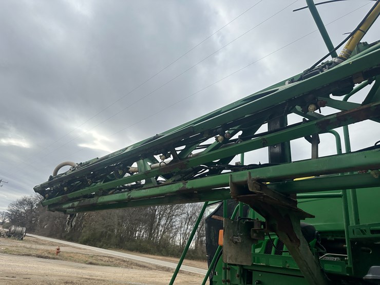 2014-john-deere-r4038-image-34