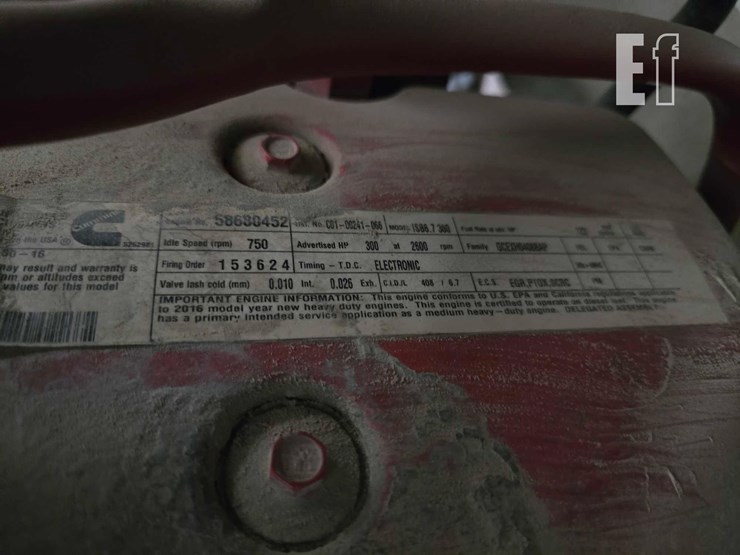 2017-freightliner-business-class-m2-106-image-27